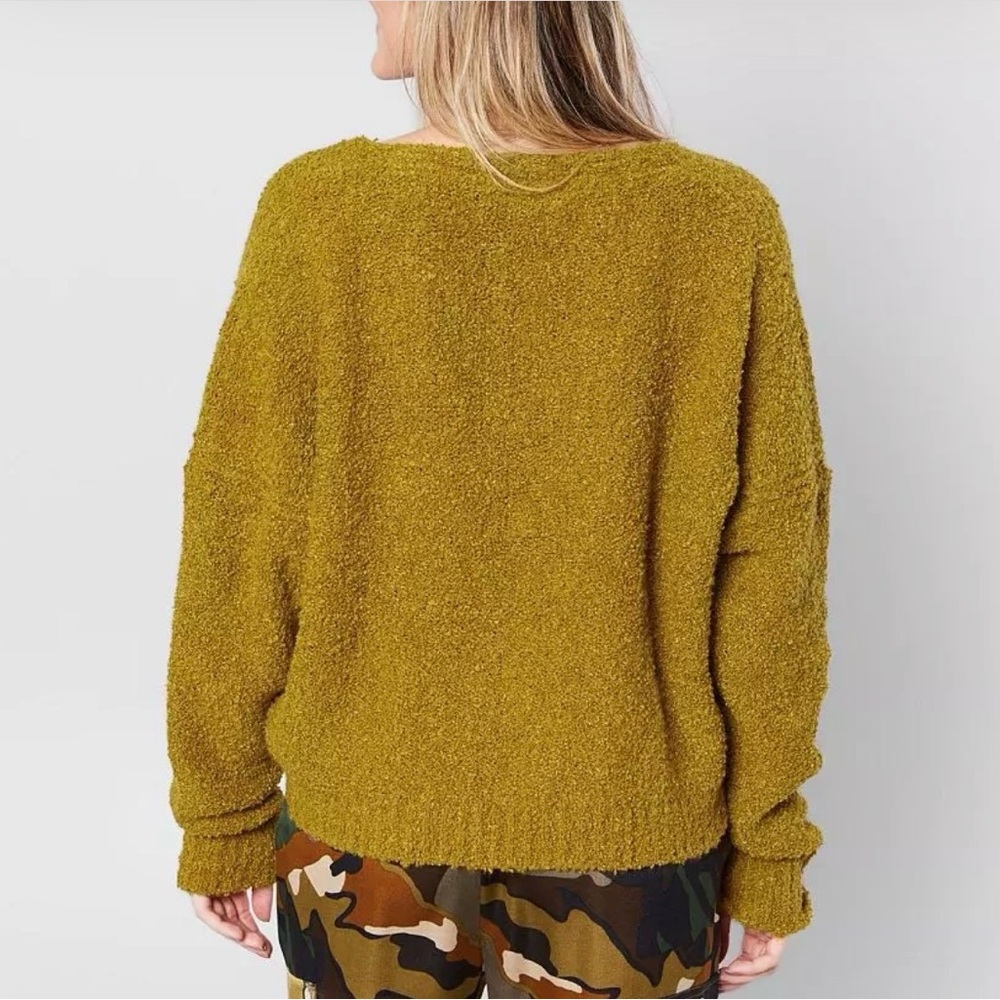 Free People Finders Keepers Moss Green Cozy Sweater - Picture 6 of 10